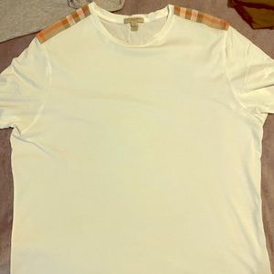 Burberry casual tshirt